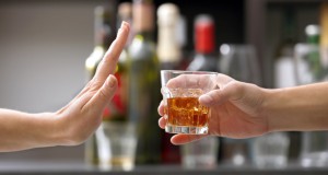 prohibición de venta de alcohol en el feriado fm mundo radio ecuador