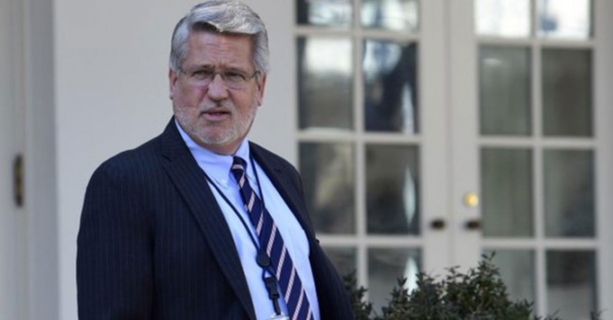 Bill Shine renunció a su puesto de director de Comunicación de la Casa Blanca