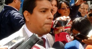 Presentan denuncia contra José Serrano