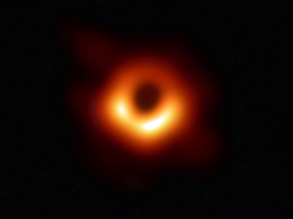 Guante lucha Pertenecer a Un anillo luminoso rojo y amarillo: la primera foto de un agujero negro |  Notimundo
