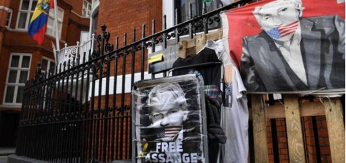 Países reaccionan tras el arresto de Julian Assange