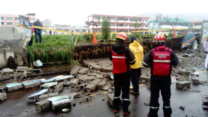Los bomberos atienden emergencia por las lluvias