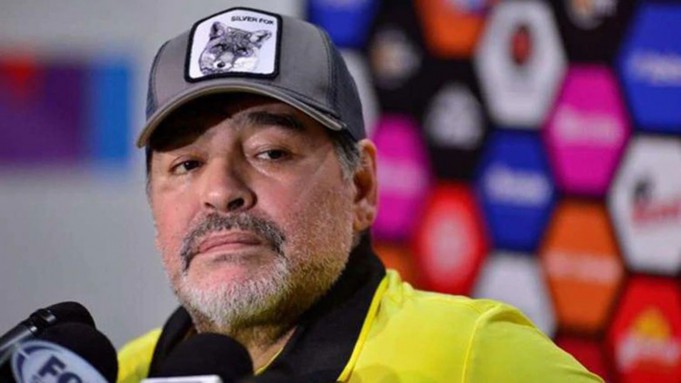 Investigarán a Diego Maradona