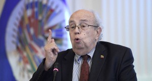 Gustavo Tarré es reconocido en la OEA