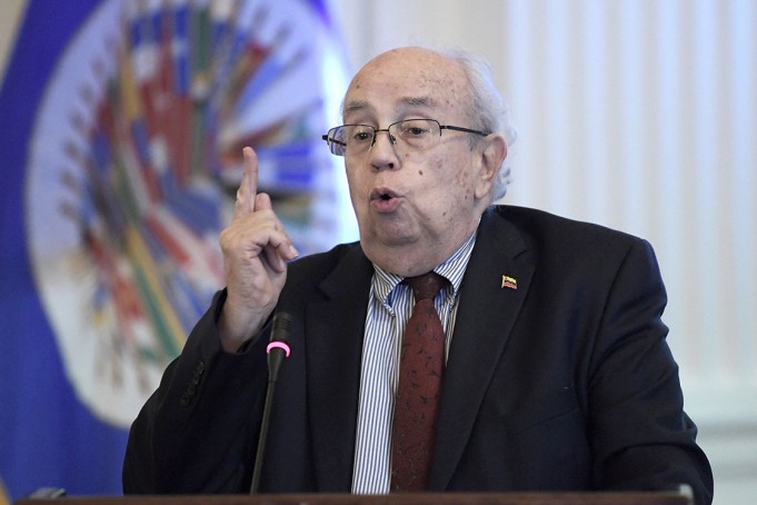 Gustavo Tarré es reconocido en la OEA