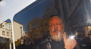 Assange fue detenido por orden de solicitud de extradicción de Estados Unidos