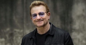 Espectacular, Notas del Espectáculo, Bono, Paul Davis Hewson, U2, Sing 2, ven y canta de nuevo, Actor, Doblaje