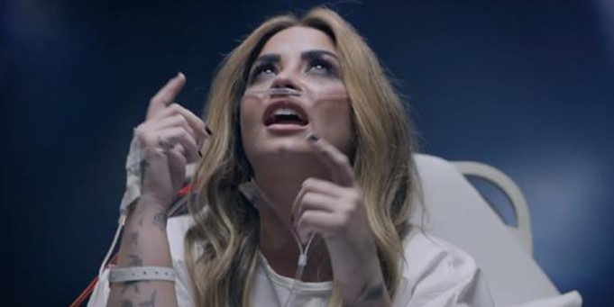 Demi Lovato, artista, Dancing with the devil, videoclip, sobredosis