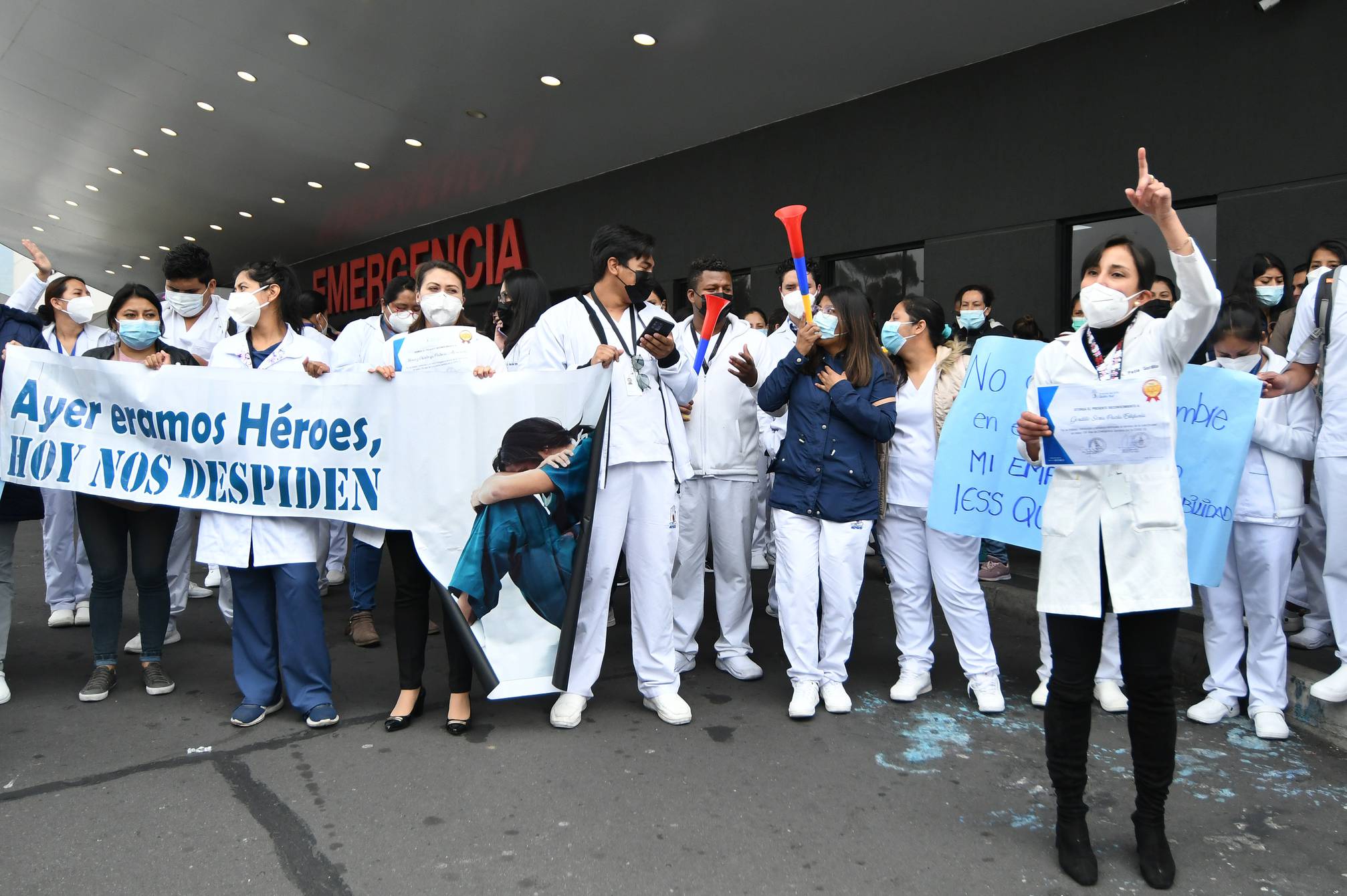 Médicos del Hospital del IESS Quito Sur no fueron despedidos sus contratos terminaron según su