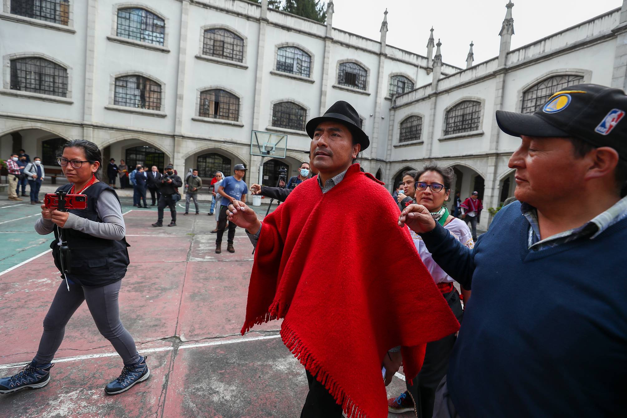 Jueza Levanta Temporalmente Prohibición De Salida Del País A Leonidas Iza El Líder Indígena